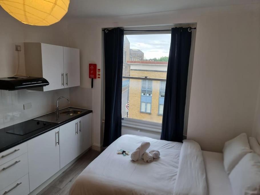 Chic & Modern Studio In Caledonian Rd 런던 외부 사진