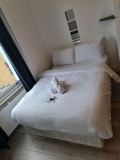 Chic & Modern Studio In Caledonian Rd 런던 외부 사진